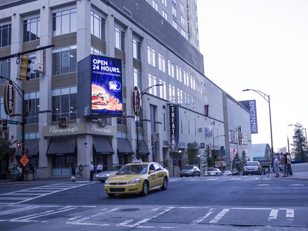 美國(guó)北卡羅來(lái)納Epi中心led室外全彩顯示屏