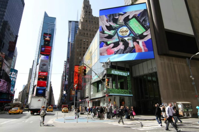 上海三思承建的Broadway 1515號(hào)顯示屏