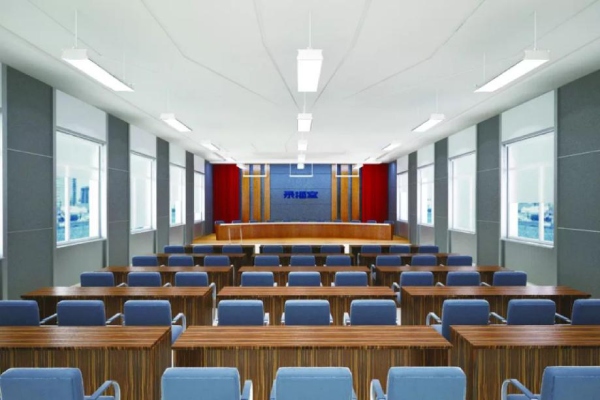 三思護(hù)眼黑板燈場景