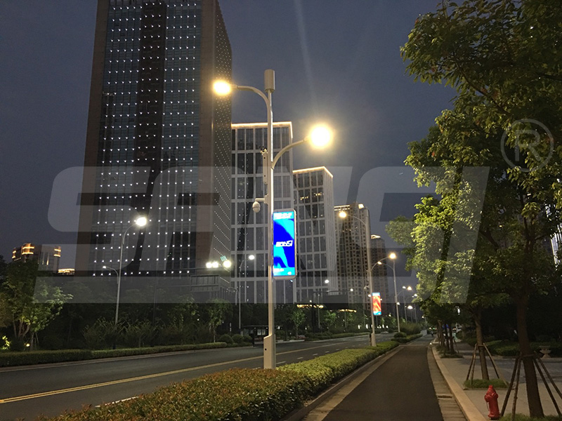 智慧路燈,上海三思,新一代,通信,路燈桿,助力建設(shè),智慧城市