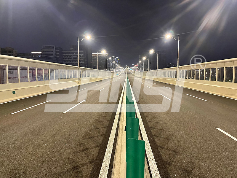 道路照明,亮度自適應系統,上線,惡劣天氣,自動增強照明