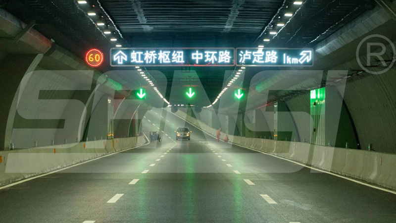 動態交通誘導屏,覆蓋全國高速,融合氣象預警,路況預測