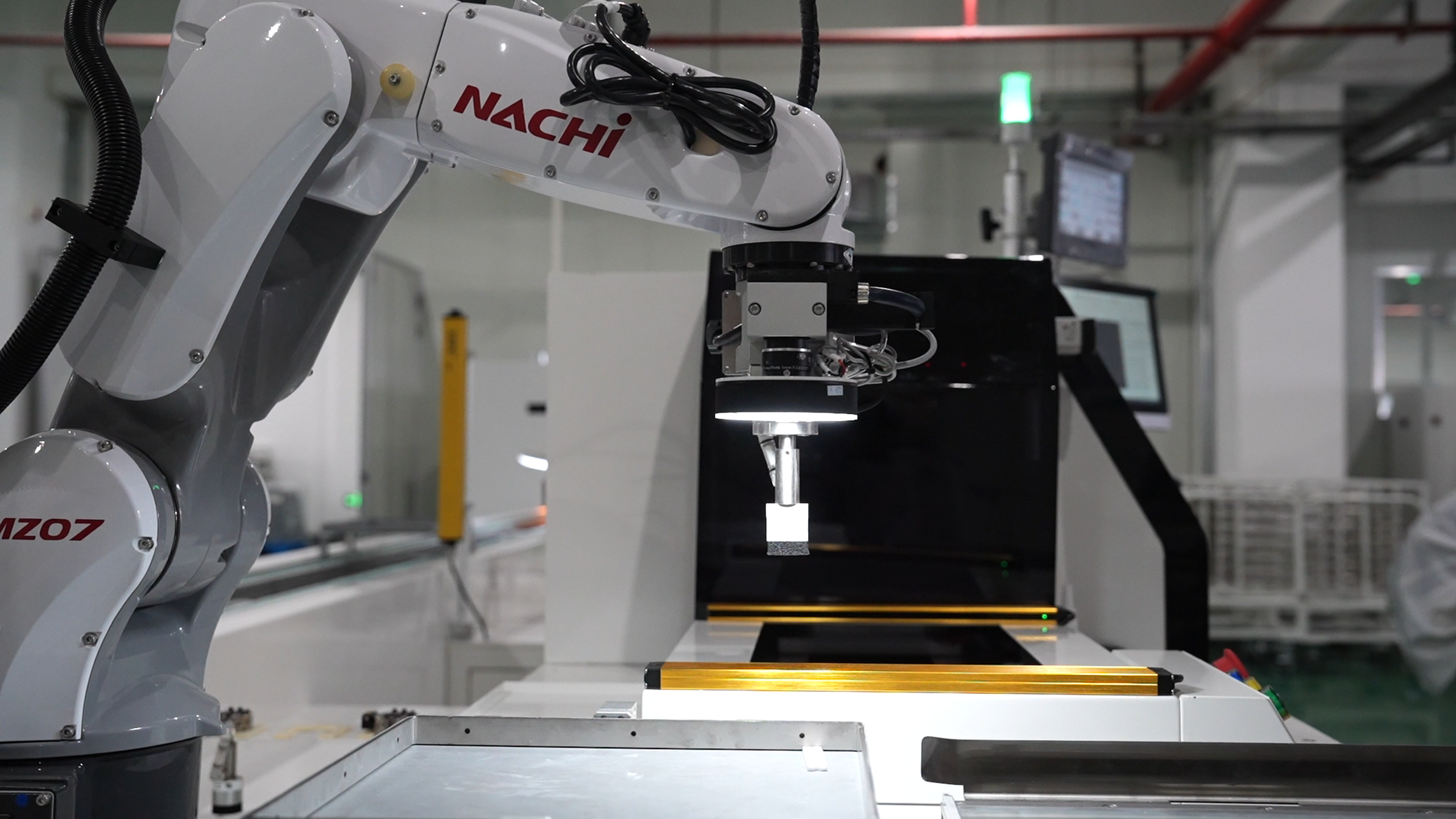 三思光電,科技之光,照亮發展之路